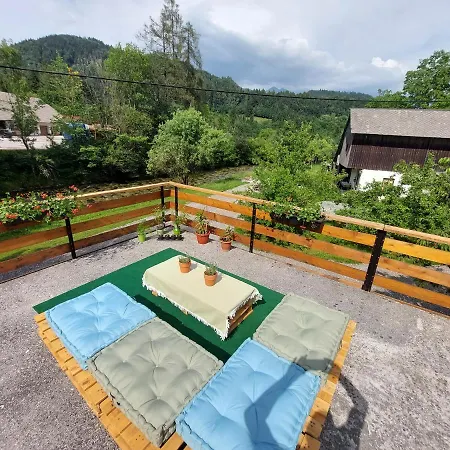 Hostel The Riverside Chill Bled