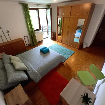 Hostel The Riverside Chill