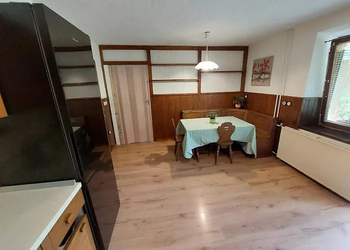 The Riverside Chill * Bled