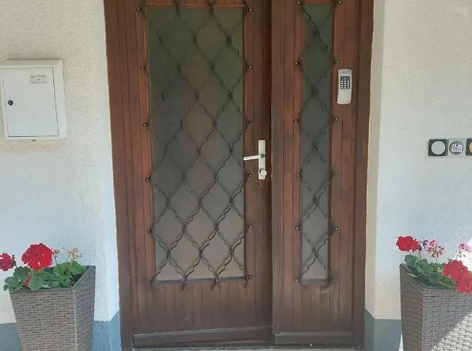 Hostal The Riverside Chill