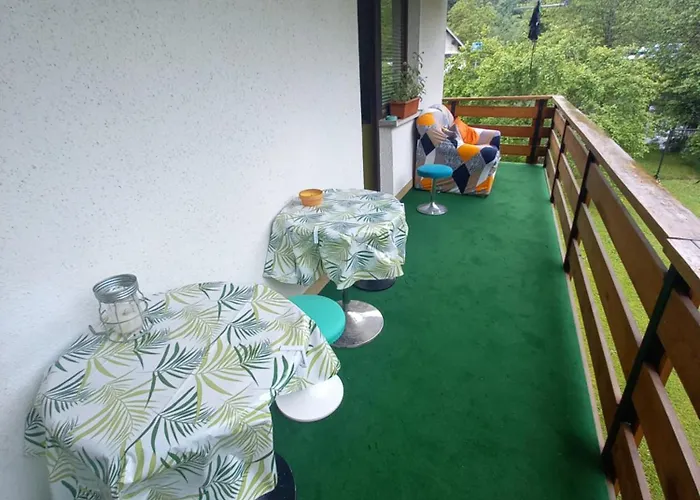 The Riverside Chill *