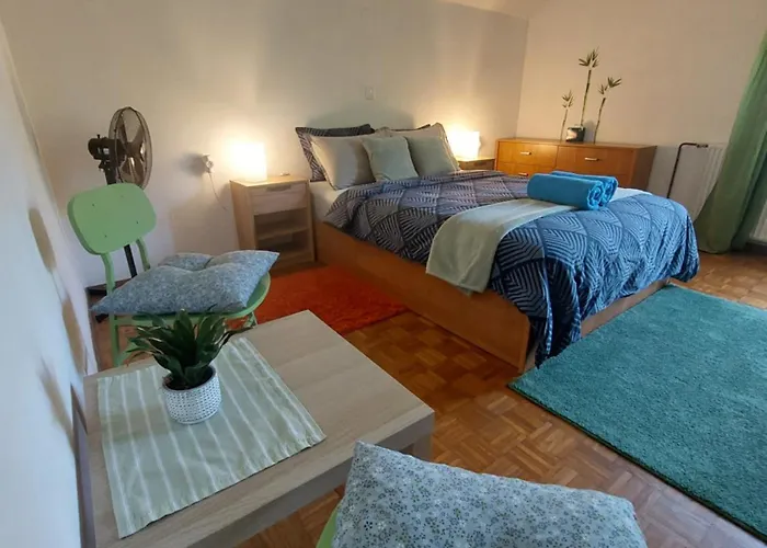 The Riverside Chill *